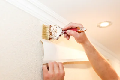 Pose de papier peint à Villevaudé — revêtements muraux et toiles de verre